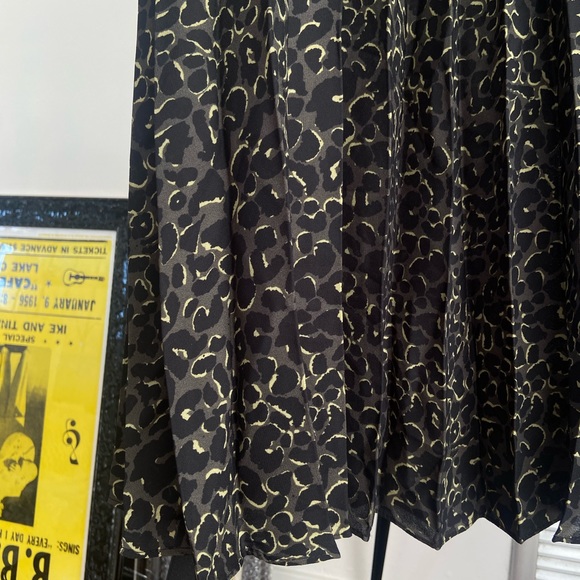 MAX STUDIO pleated cheetah print skirt - Picture 3 of 6